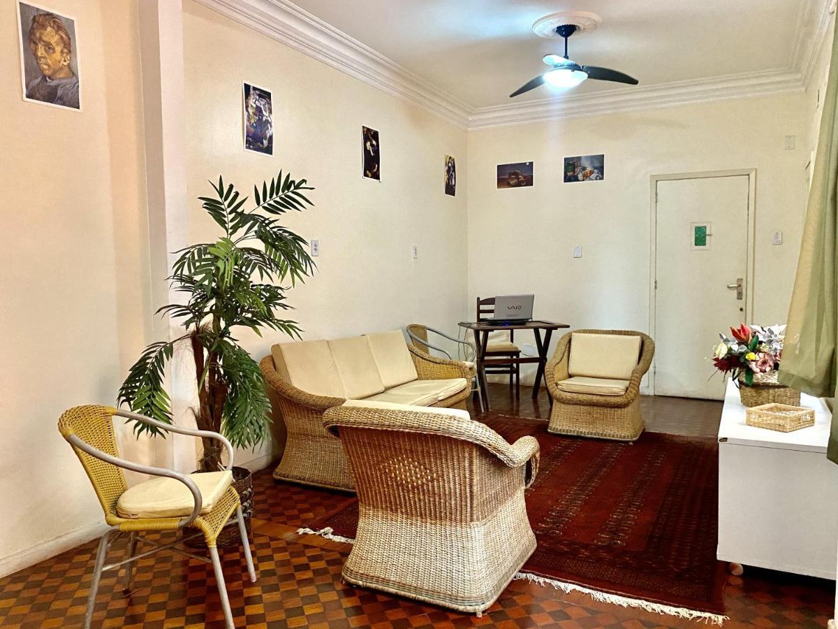 Rio Guesthouse - Um Quarteirao Da Praia De Copacabana Rio de Janeiro Exterior photo